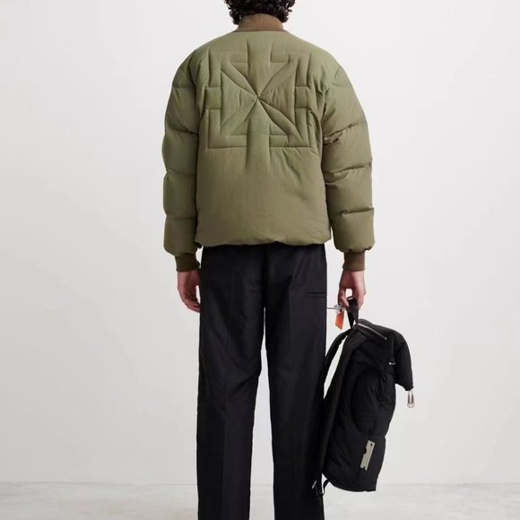 Off-white brand new Puffer jacket - Picture 3 of 13